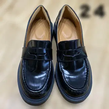 유니클로 시 컴필 터치 로퍼 24cm