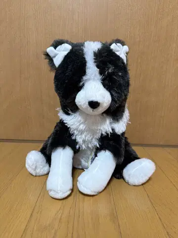 블랙 화이트 개 봉제 인형