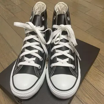 CONVERSE 블랙/화이트 하이컷 HI 가죽 22.5cm 새상품