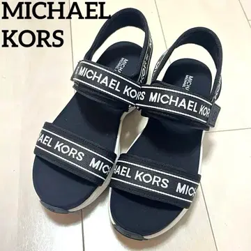 미사용 새상품급 마이클코어스 스포츠 샌들 블랙 23.5cm