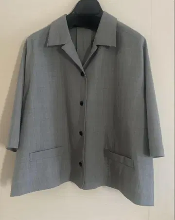 오픈 카라 크롭 셔츠 T.GRAY