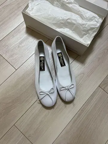 발레 슈즈 천연 가죽 화이트 37 이탈리아제 유나이티드 애로우즈