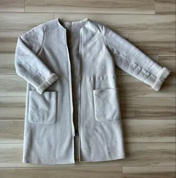 BEAMS 페이크 무스탕 노카라 지퍼 코트 무스탕 코트 롱 코트