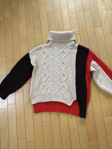 ZARA 케이블 니트 터틀넥 스웨터