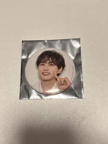 INI 오자키 타쿠미 캔뱃지