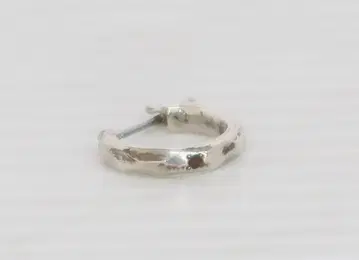 가르니 Twelve Stone Pierce 투엘브스톤 귀걸이 한쪽용