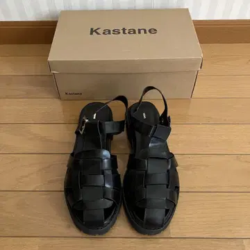 [미사용 새상품] Kastane 구르카 샌들 블랙