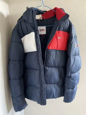 TOMMY JEANS 후드 부착 다운 자켓 M