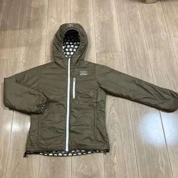HELly Hansen 후드 부착 다운 자켓