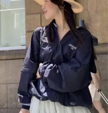 modest mood 후드 부착 풀오버 네이비 실버