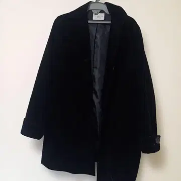 세오리아 블랙 벨벳 체스터 코트