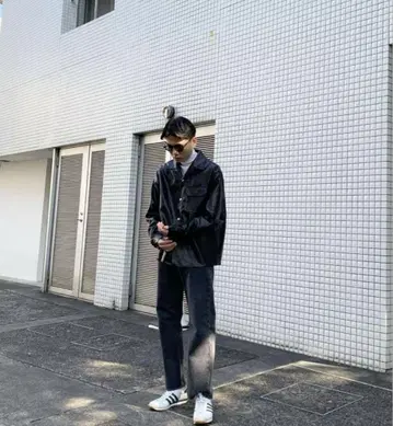 새상품급 디벨롭먼트인아스에이지 DEVINUSAGE 데님