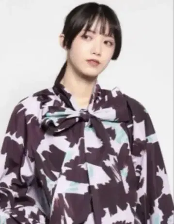 LOUNIE 꽃무늬 프린트 타프타 보타이 블라우스 미사용