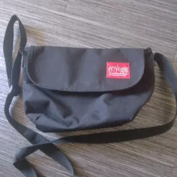 Manhattan Portage 블랙 숄더백