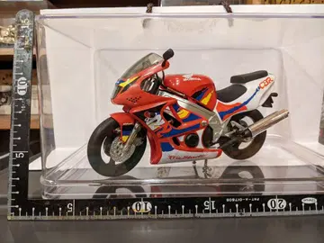 혼다 CBR & 야마하 YZF-R1 모델