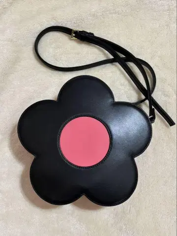 MARY QUANT 숄더백