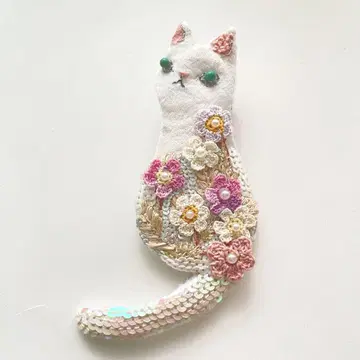 꽃 고양이 브로치 (charming pink)