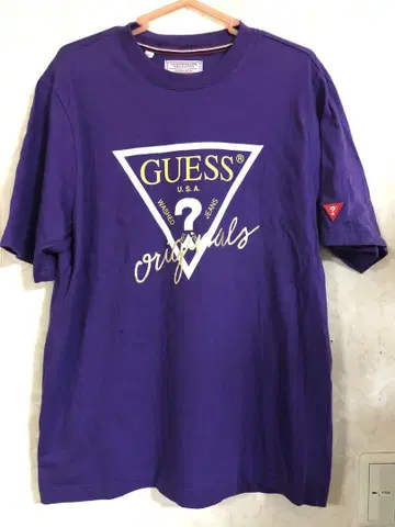 GUESS T셔츠 보라색 사이즈M 반팔 게스 오리지널스 퍼플