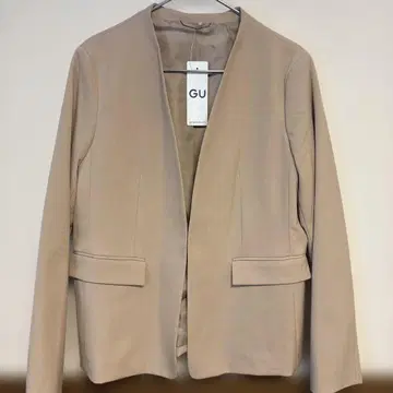 GU 우먼 베이지 자켓.팬츠 L 사이즈