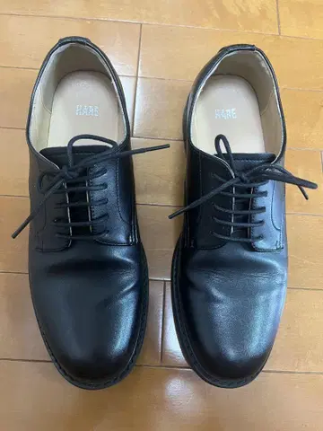 HARE 블랙 드레스 슈즈