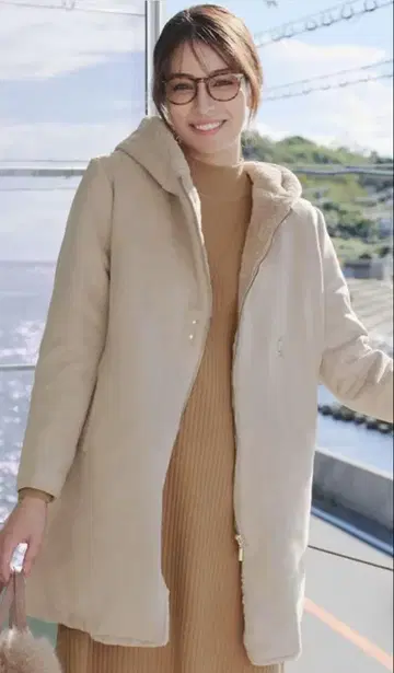티어클라세 스웨이드 본딩 후드 부착 코트