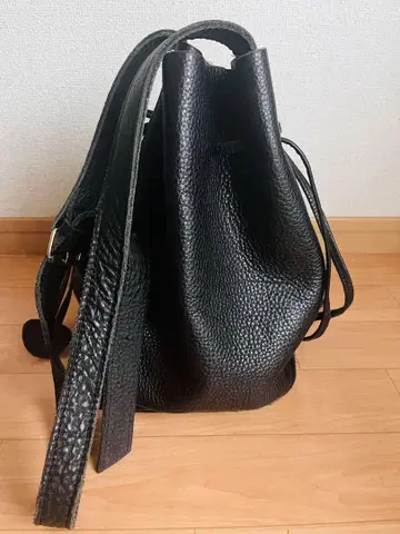 디홀릭 소가죽 복조리 숄더백 블랙 백