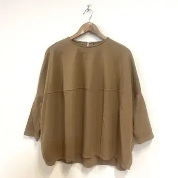 비어즐리 beardsley 울 돌먼 티셔츠