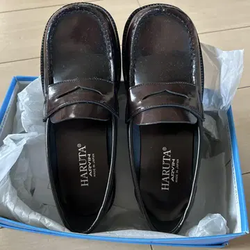 HARUTA 다크 브라운 가죽 로퍼