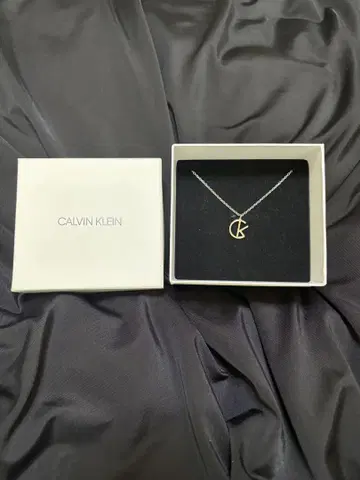 CALVIN KLEIN 목걸이 실버