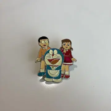 [ 새상품급 ] 도라에몽 핀 배지