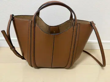 ZARA 스티치 미니 시티백 다크 골든 브라운 색상