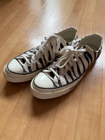 컨버스 제브라 패턴 28.0