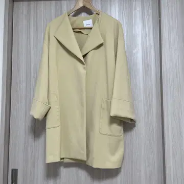 스픽 앤 스팬 더블 크로스 노카라 코트 36