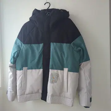 FHLHY 후드 부착 다운 자켓