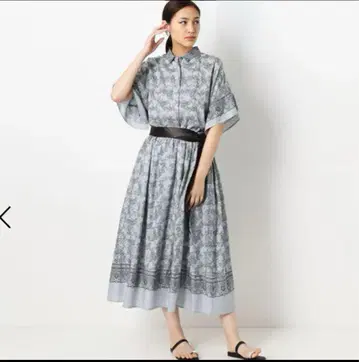 스카이블루 꽃무늬 셔츠 스커트 셋업 9호
