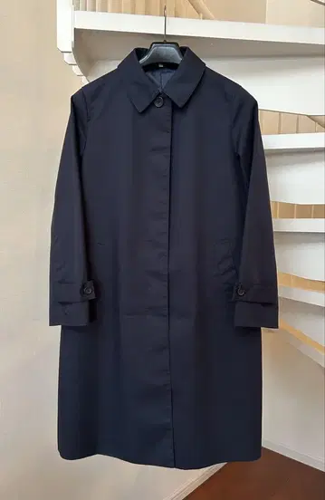 네이비 롱 트렌치코트