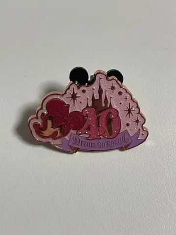 디즈니 40주년 기념 핀 배지