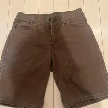 Dickies 브라운 하프 팬츠