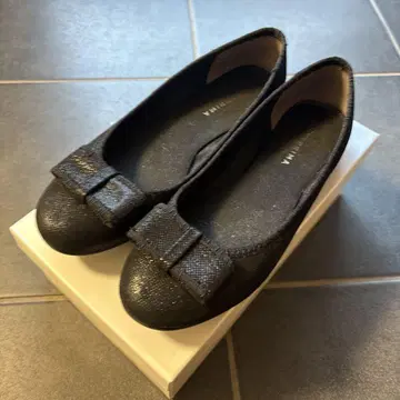 ANTEPRIMA 블랙 플랫슈즈