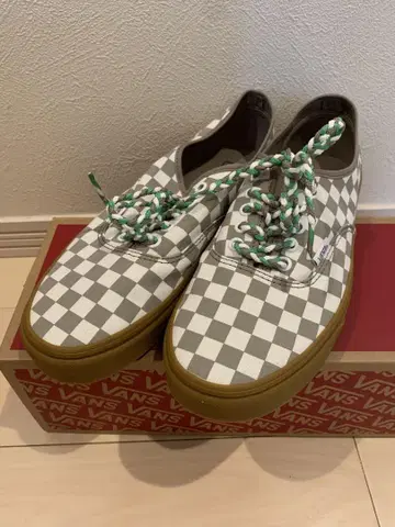 [ 미사용 새상품 ] VANS 오센틱 그레이 체크 27.5