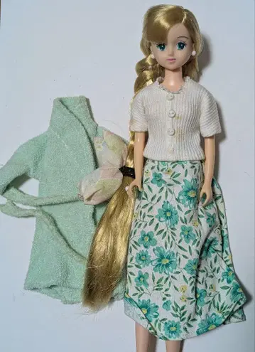 제니 프렌드 슈퍼 롱 헤어 티모테 그린 눈