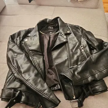 ZARA 블랙 라이더 자켓