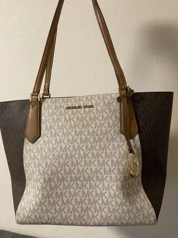 MICHAEL KORS 로고 토트백