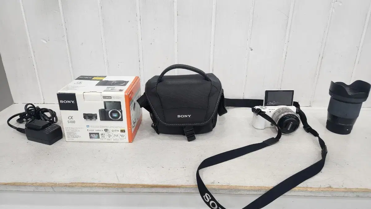 Sony A5100 White Camera Full Set