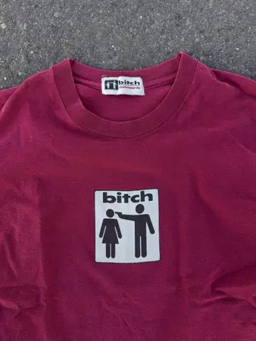 bitch skateboards T셔츠 버건디
