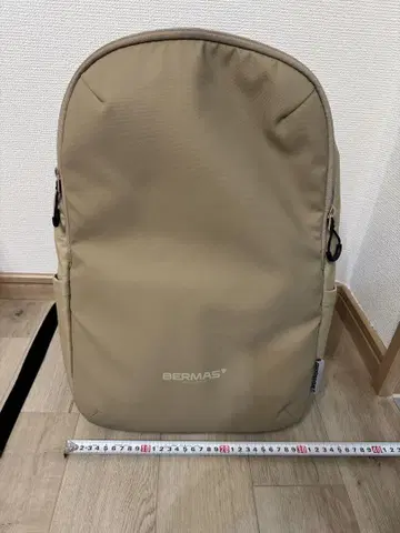 BERMAS 베이지 백팩 파우치 포함