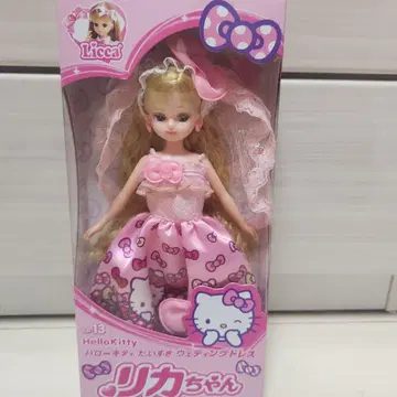 리카짱 Hello Kitty 콜라보 인형 본체
