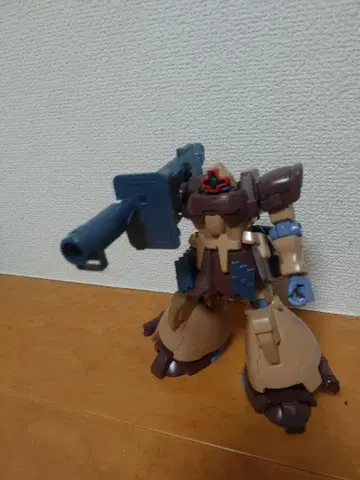 1/144 HG 돔 트로펜 샌드 브라운 완성 동시 300엔 할인