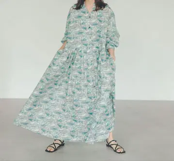 아두이트리스테스 kazumi 콜라보 리버티 프린트 원피스 [ used ]