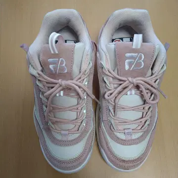 BE:FIRST FILA 스웨이드 스니커즈 핑크/크림